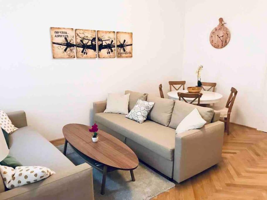 Vienna Luxury New Apartment Center -2. Bezirk エクステリア 写真