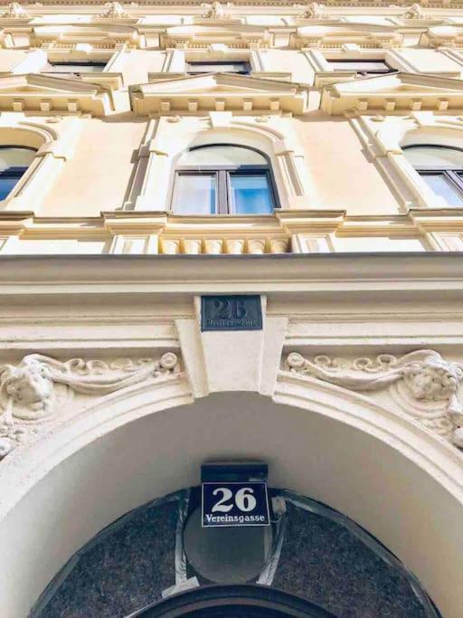 Vienna Luxury New Apartment Center -2. Bezirk エクステリア 写真