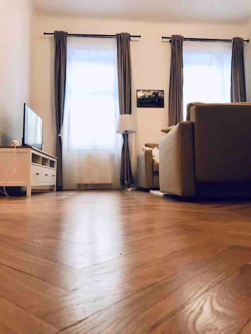 Vienna Luxury New Apartment Center -2. Bezirk エクステリア 写真